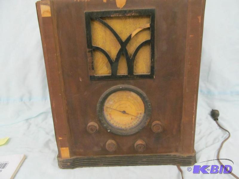 lot 71 image: Vintage