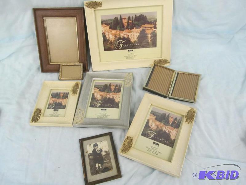 lot 76 image: Frame