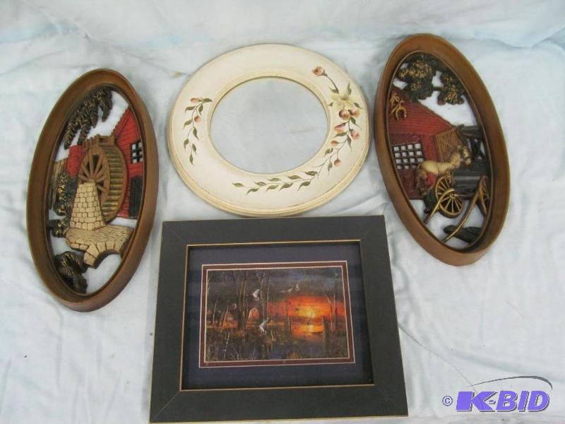 lot 95 image: Wall Decor