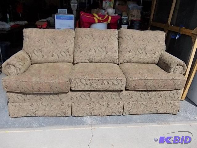 lot 1 image: 3-Section Sofa By Cochrane Furniture Co. (Neu...