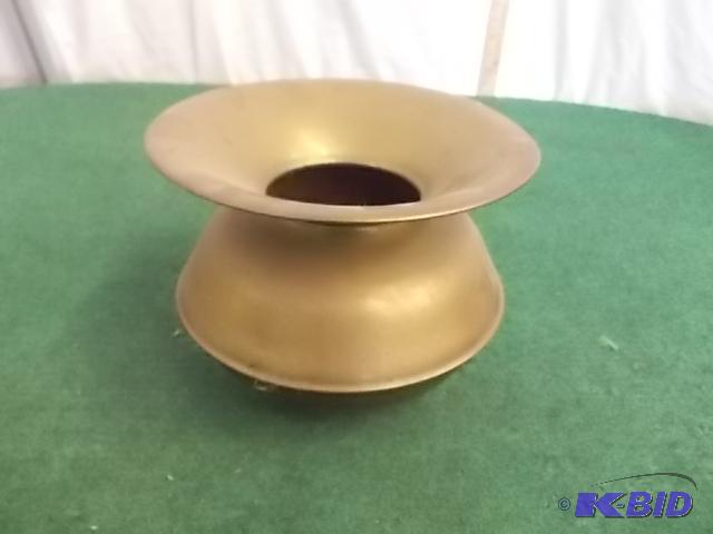 lot 27 image: Brass Spitoon...