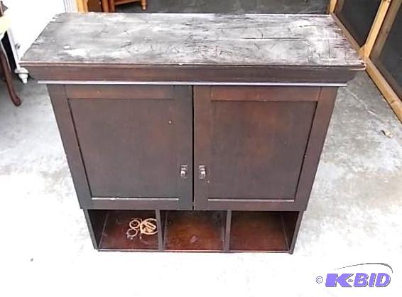 lot 74 image: Over The Toilet Bathroom Cabinet 27 x 11 x 6...