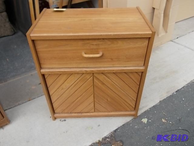lot 99 image: Storage Cabinet 25x15x28...