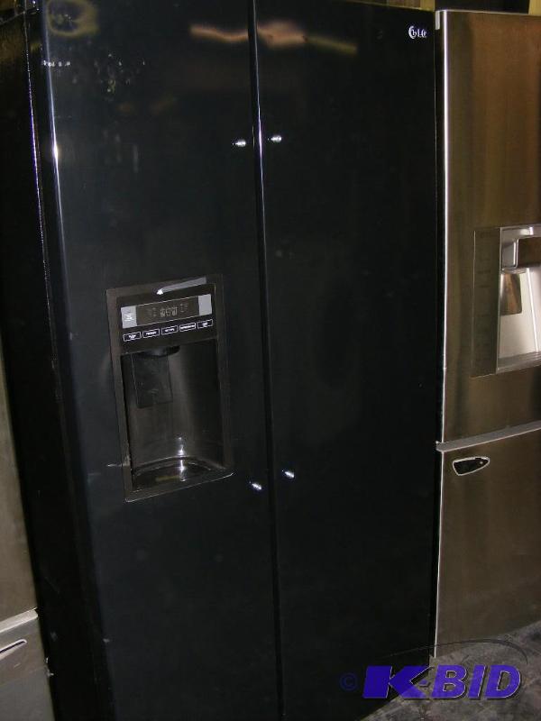 LG Refrigerator LSC27925SB, black Unit has so...