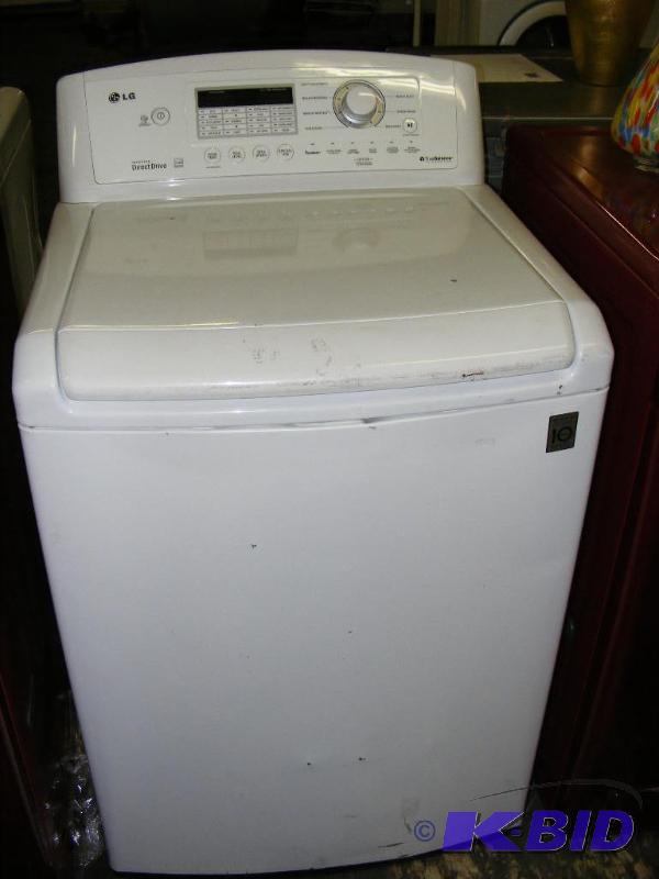 LG Washer WT4870CW, white Unit has some dings...
