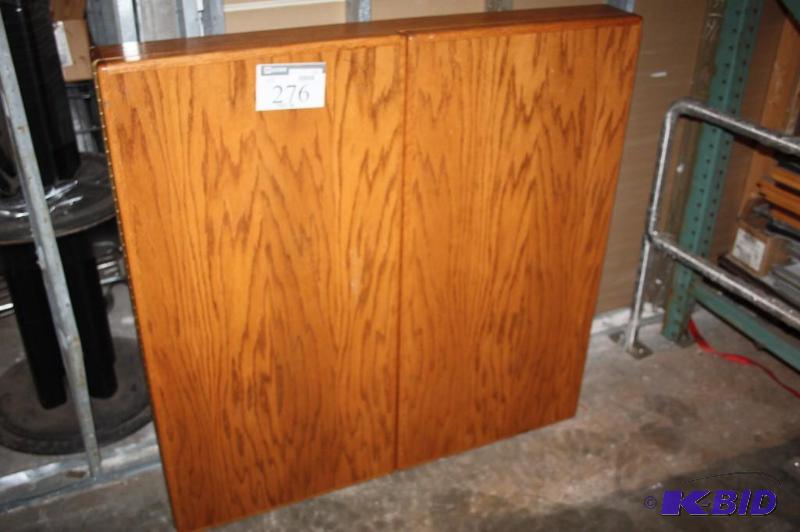 lot 276 image: Lot of one dry-erase board with hinged wooden...