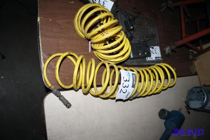 lot 332 image: Compressor hose yellow with adapter 20ft....