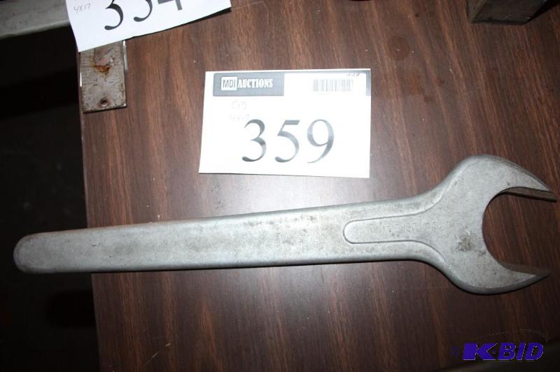 lot 359 image: Metal wrench 55 USAG Number 248 4&quotx17&...