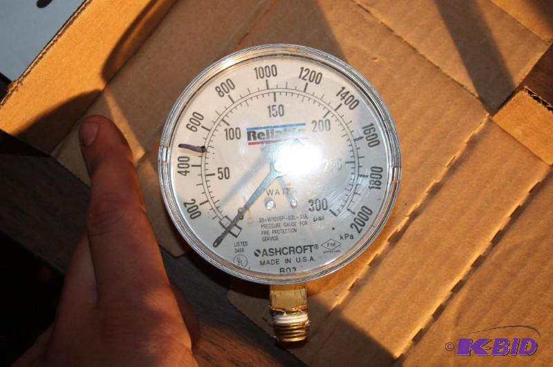 lot 375 image: Reliable Ashcroft 35-W1005P-02L-XUL Pressure ...