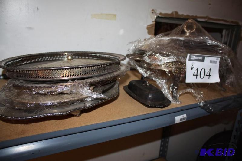 lot 404 image: Lot of (6) serving trays including lids tray...