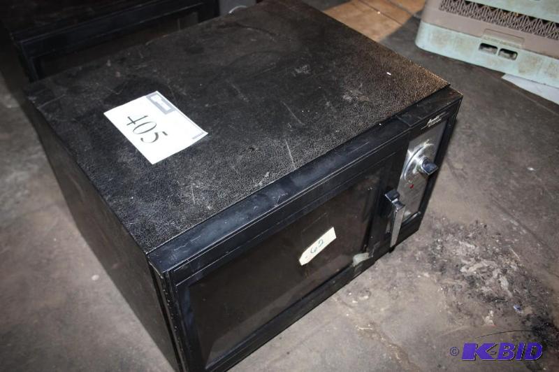 lot 405 image: Amana Microwave Oven Magnetron generator NS...