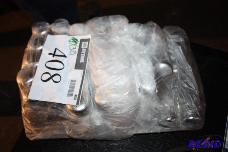 lot 408 image: Packaged Lot of (32) Salt & Pepper Shaker...