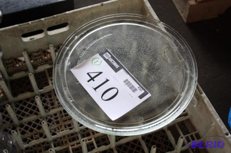 lot 410 image: Glass microwave tray. Does not include dish t...