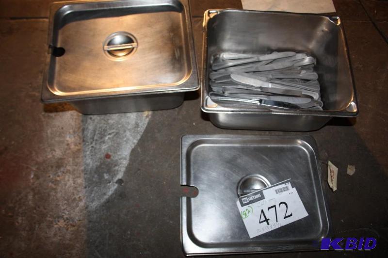 lot 472 image: Lot of (82) metal knives includes container ...