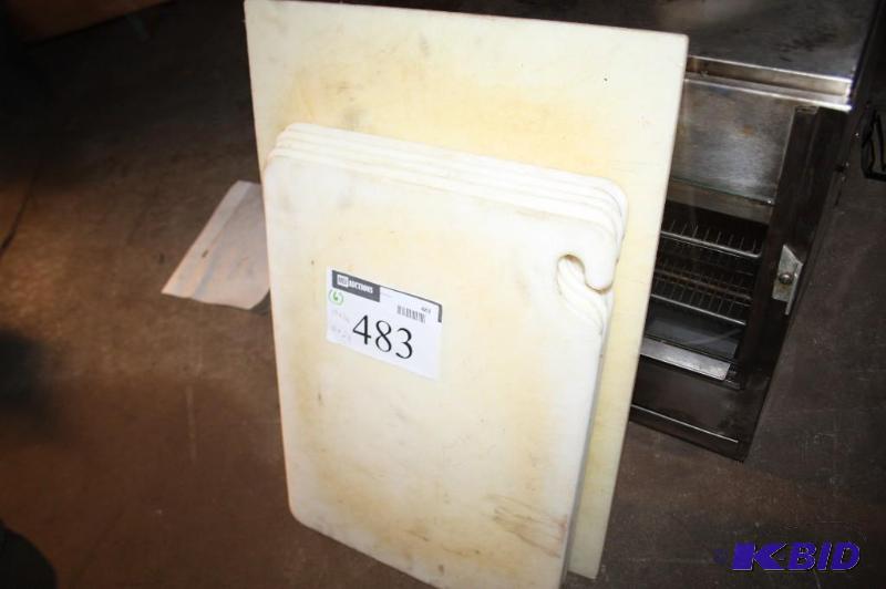 lot 483 image: Lot of (6) plastic cutting boards 2 sizes. 1...