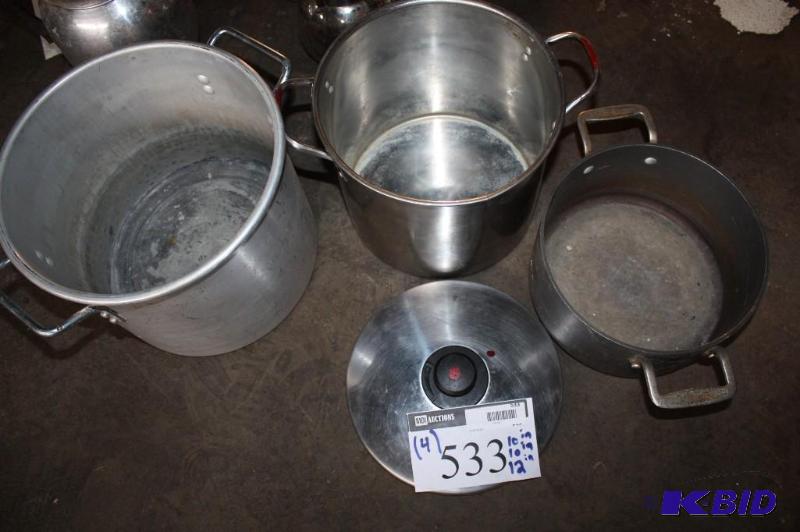 lot 533 image: Lot of (4) items 2 stockpots, 10" 1 st...