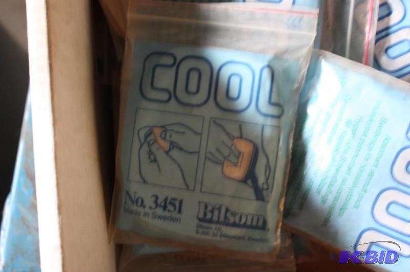 lot 562 image: Lot of (16) Bilson COOL packs....