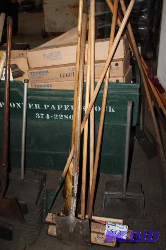 lot 573 image: Lot of (7) Including (1) Rake, (1) Shovel, (...