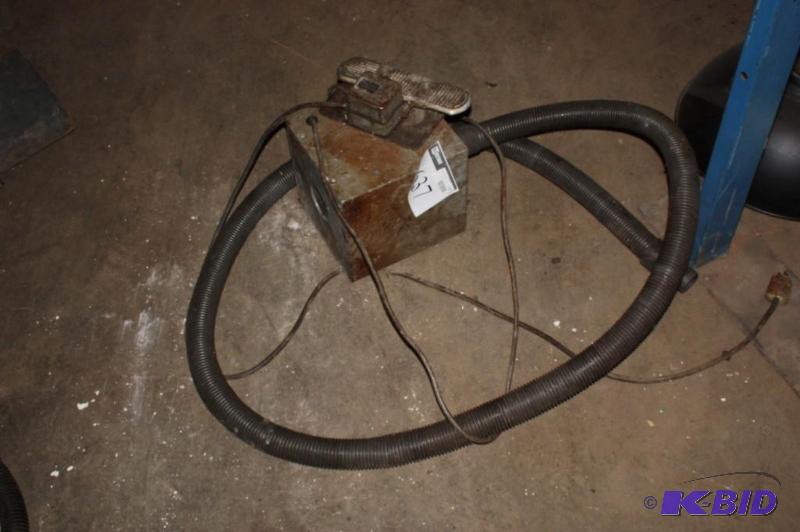 lot 637 image: Furnas&nbspX-150 Foot Pedal Switch 2 pole...