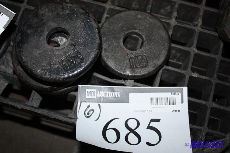 lot 685 image: Lot of (6) barbell weights....