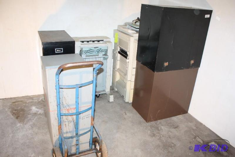lot 87 image: Room contents filing cabinets (2), 18&quotx...