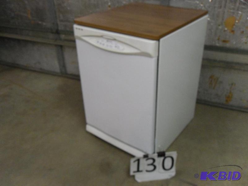lot 130 image: Maytag Portable Dishwasher. Great for apartme...