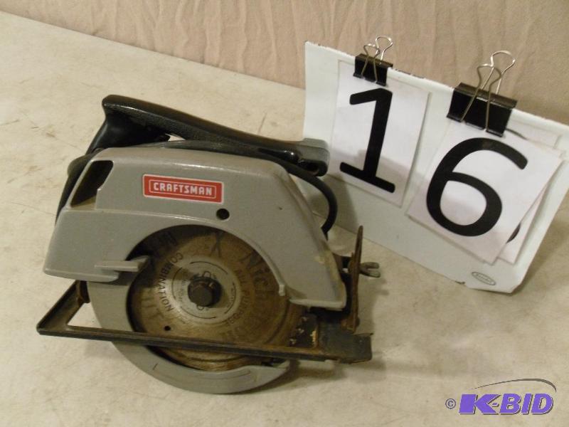 lot 16 image: Craftsman 7" Circular Saw. Tested and Wo...