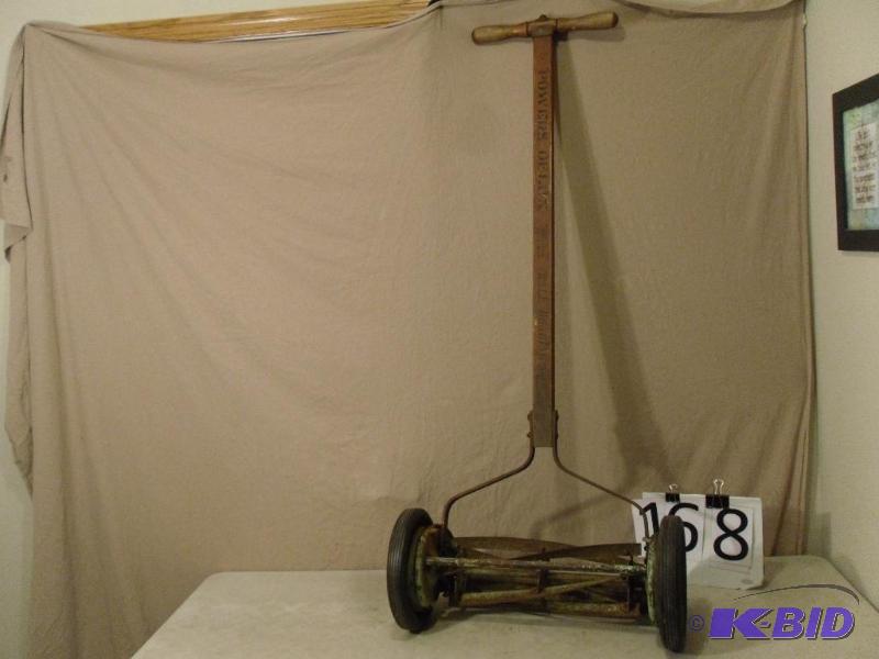 lot 168 image: Vintage Powers Delux&nbspReel mower. Neat wo...