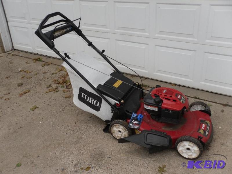 lot 2 image: Toro 22" Self Propelled Lawn Mower. Brig...