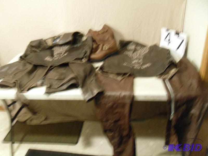 lot 47 image: Brown XElement Motorcycle&nbspXL 40 Chaps, 2...