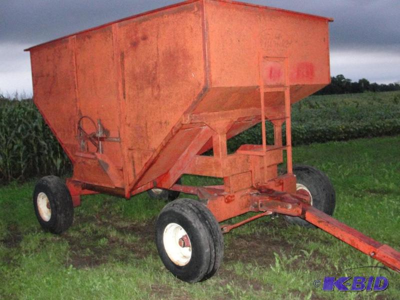 Husky Gravity Box - 8 Bolt Wheels Estimated b...