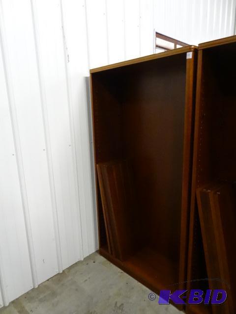 Wood book shelf with 5 adjustable shelves. 36...