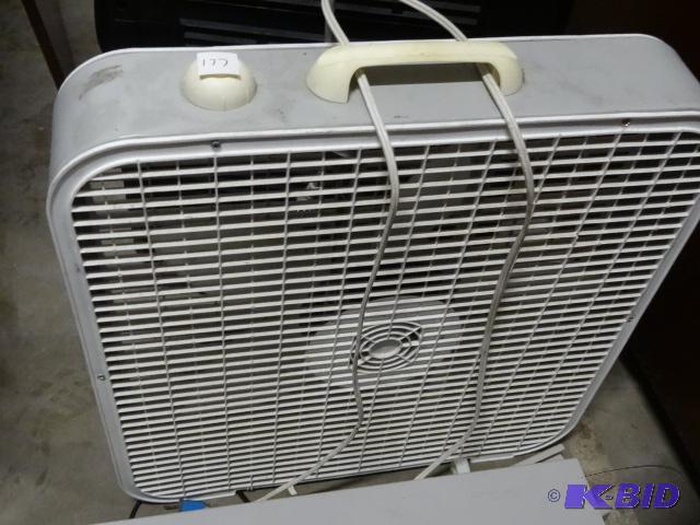 Lasko 21&quot box fan...