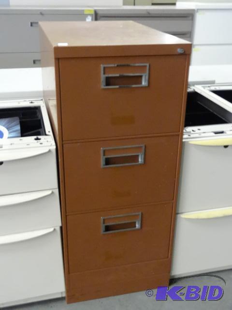 18&quot metal 3 drawer file cabinet. Lock an...