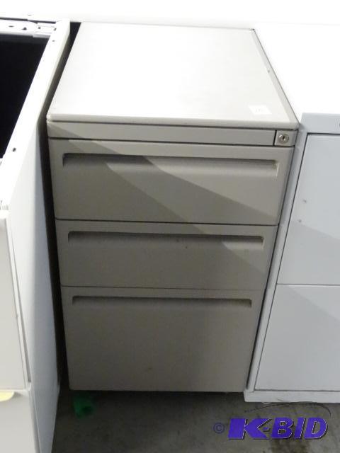 15&quot metal 3 drawer ped on wheels....