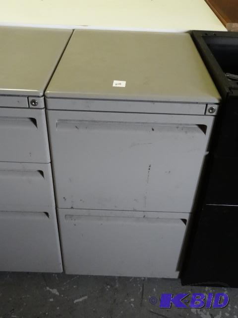 15&quot metal 3 drawer ped on wheels....