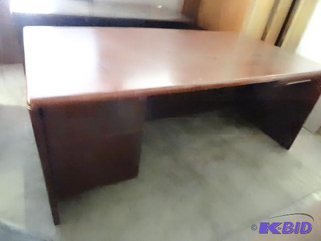 Wood Office Desk with 2 Drawers and Pencil Dr...