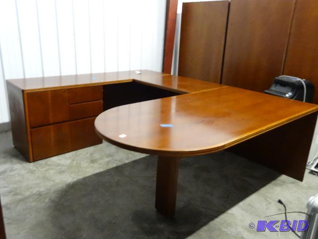 U shaped 3 piece office desk. 5 drawer. 93 x ...
