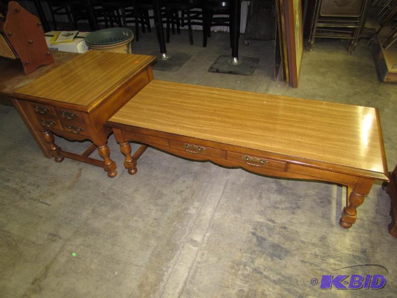 Coffee table and side table, matching set...