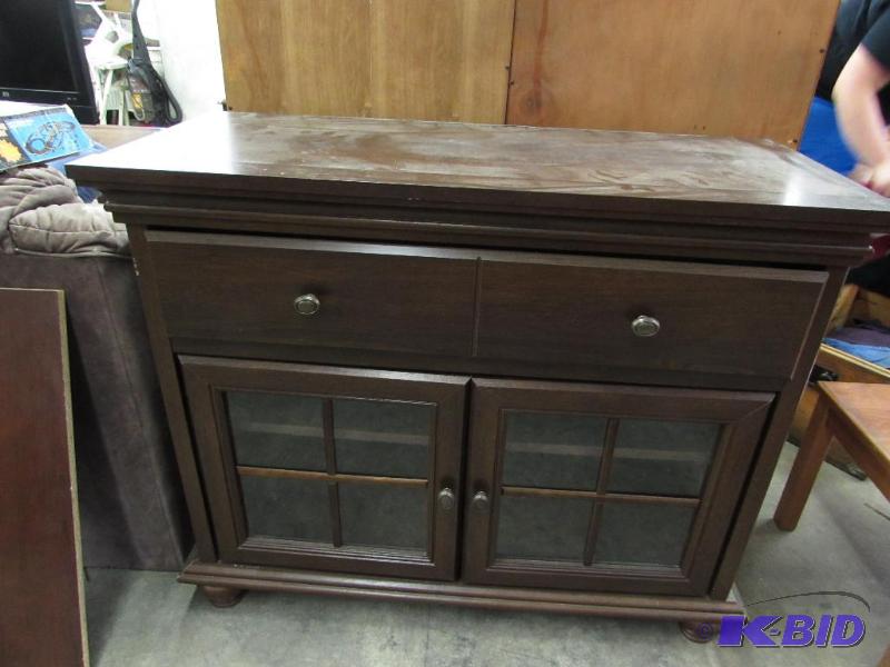 Buffet  Credenza cabinet drawer has a cracke...