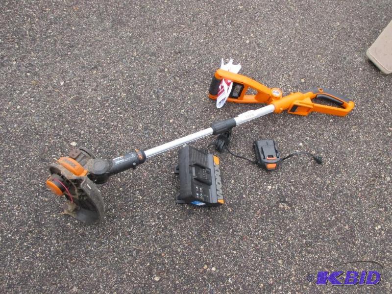 Worx battery weed whip, looks like new...