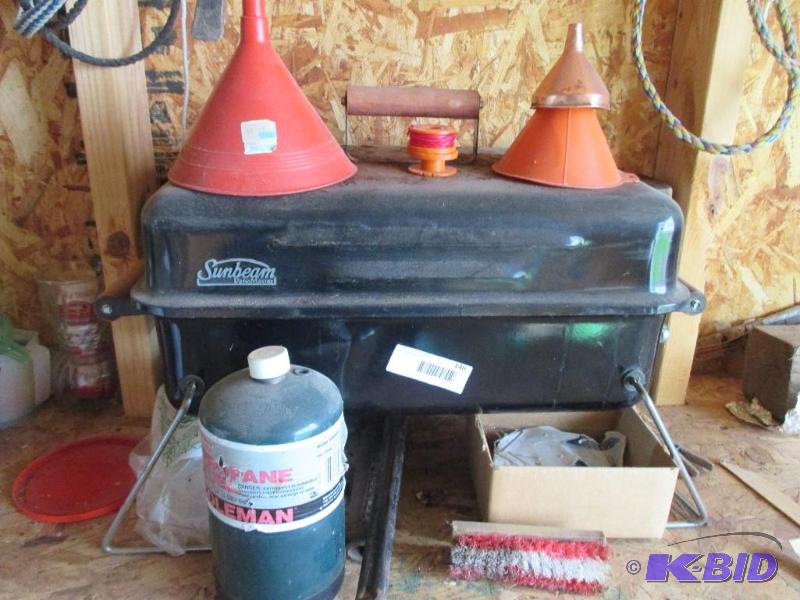 grill and gas bottle...