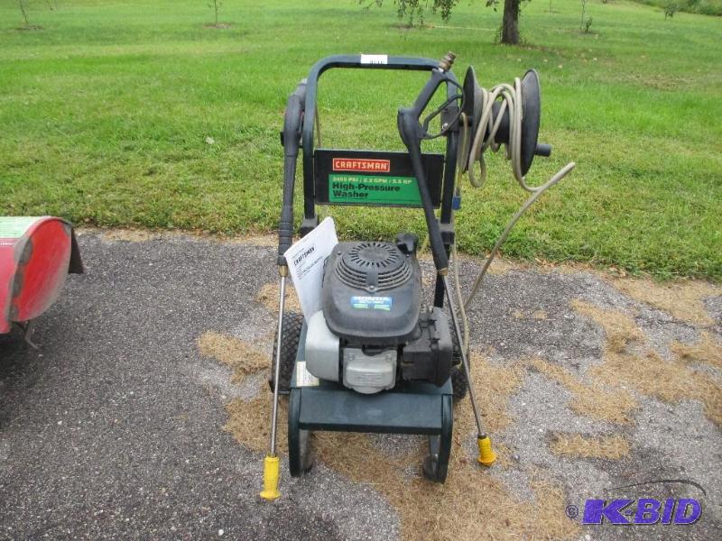Craftsman pressure washer, good condition, ex...