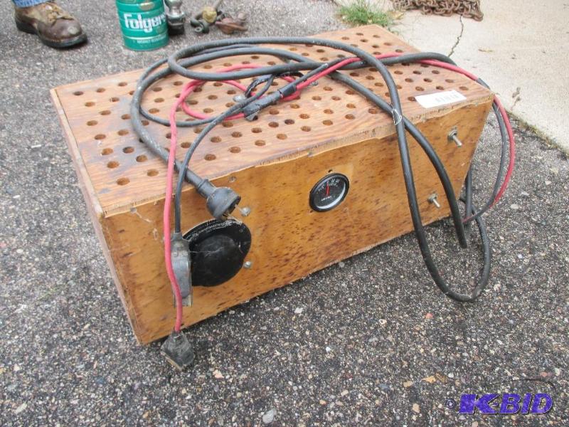 Homemade battery charger, works...