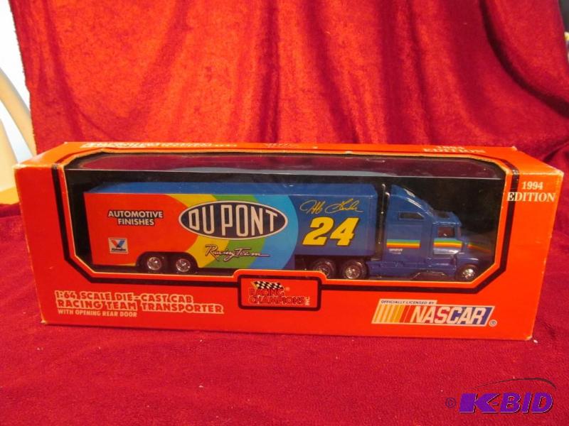 lot 16 image: 1994 #24 Jeff Gordon Dupont 164 Transporter by Racing Champions