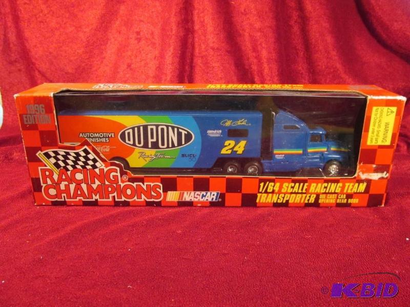 lot 18 image: 1996 #24 Jeff Gordon Dupont 164 Transporter by Racing Champions