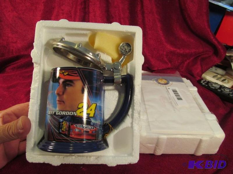 lot 9 image: 2002 Jeff Gordon #24 Victory Lane Collector Tankard by The Frankilin Mint.