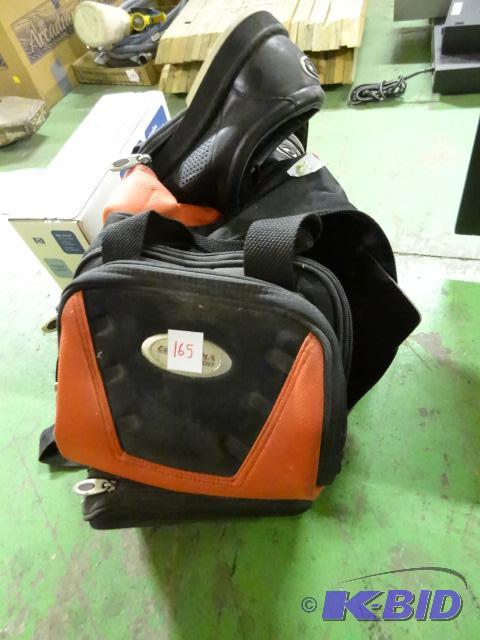 lot 165 image: Columbia Bowling Bag with Columbia 300 Ball a...