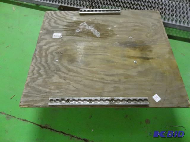 lot 169 image: 4 Wheel Dolly 27 x 31...