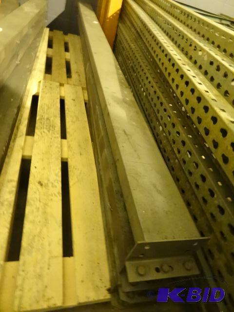 lot 184 image: 96 x 5 pallet rack beams. Qty 4...